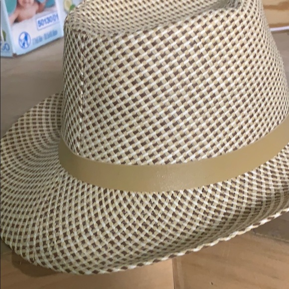 Hat - Picture 2 of 4